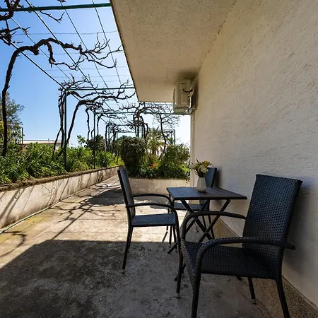 Apartment My Dalmatia - 74 With Private Garage